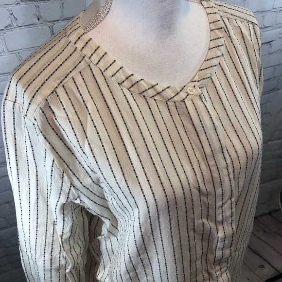 LOFT Tops - GUC LOFT White/Black Pullover Top - size XXL